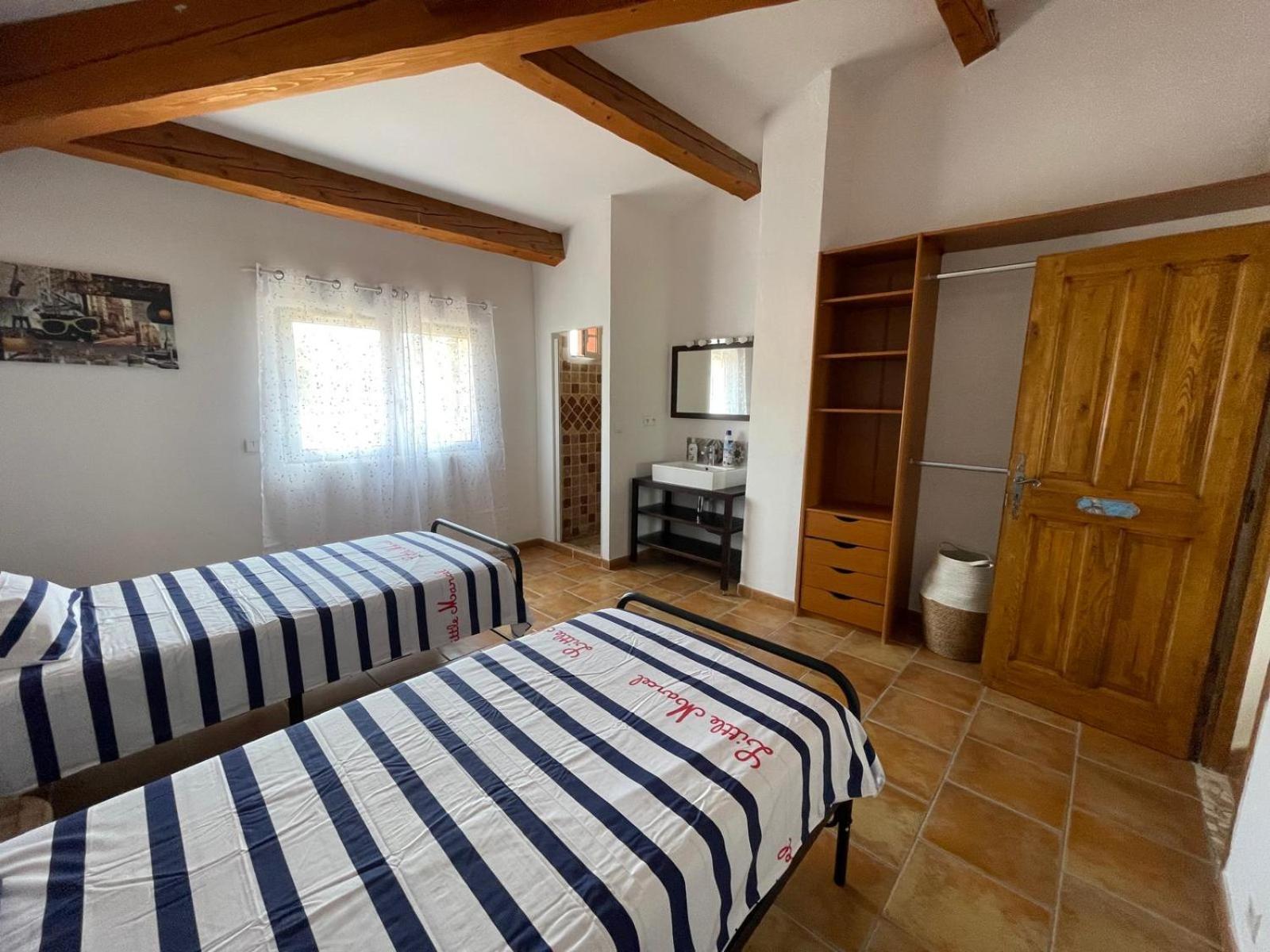 Aparthotel La Casa Bella Gignac-la-Nerthe Exterior foto